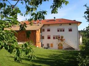 Гостиница Agritur Maso San Bartolomeo  Ромено